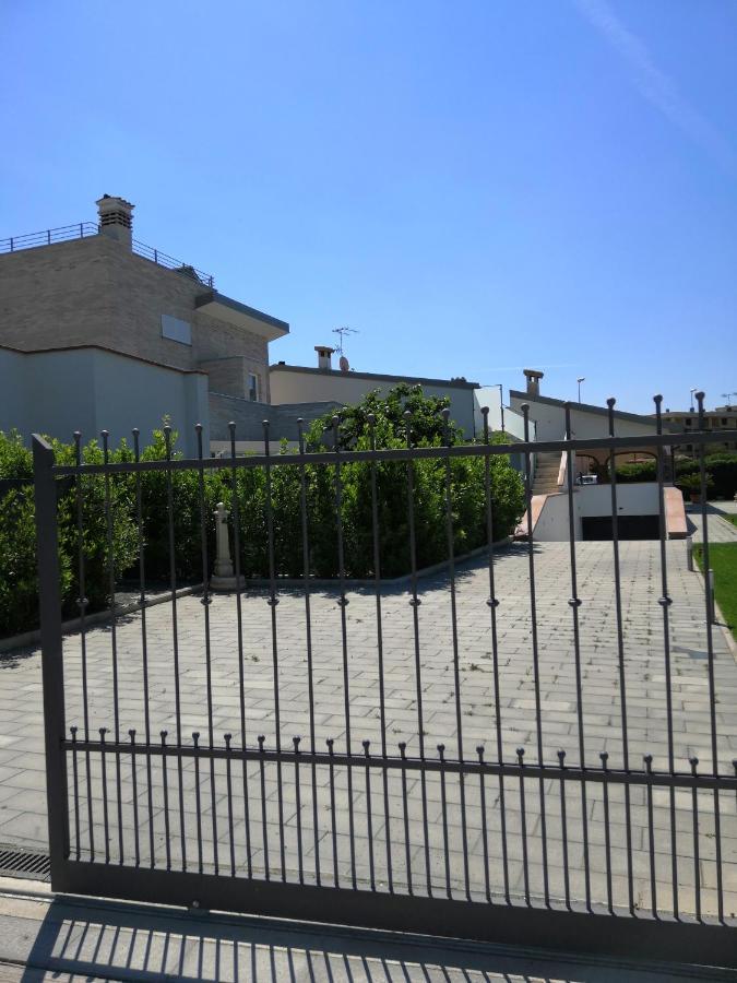 Bed and Breakfast Casa Mari Principina Terra Exterior foto